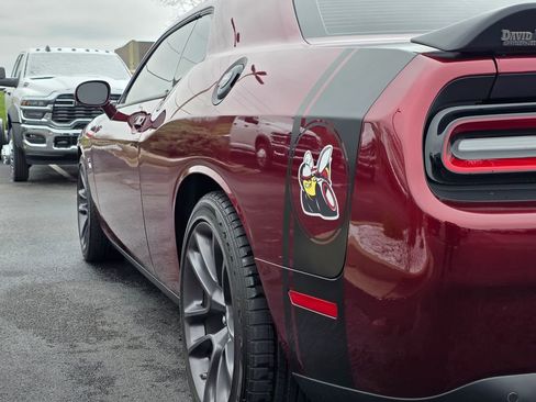 Used 2022 Dodge Challenger R/T Scat Pack w/ Shaker Package image 37