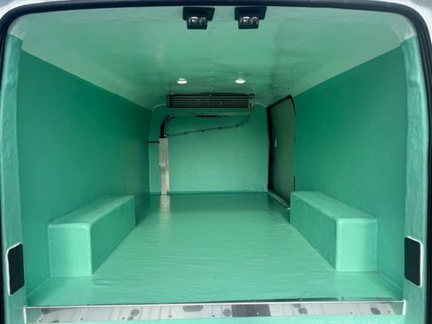 New 2025 Ford Transit 250 Low Roof image 10