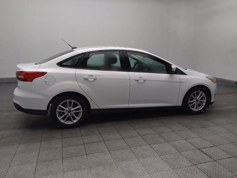 Used 2018 Ford Focus SE FWD image 10