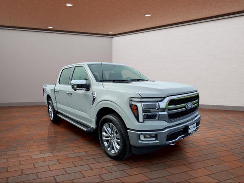 Used 2024 Ford F150 Lariat w/ Tow/Haul Package AWD/4WD image 2