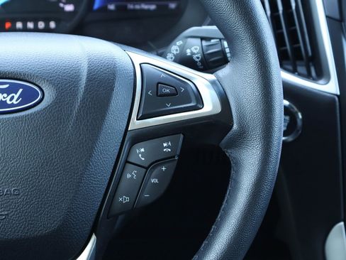 Used 2024 Ford Edge SEL image 23