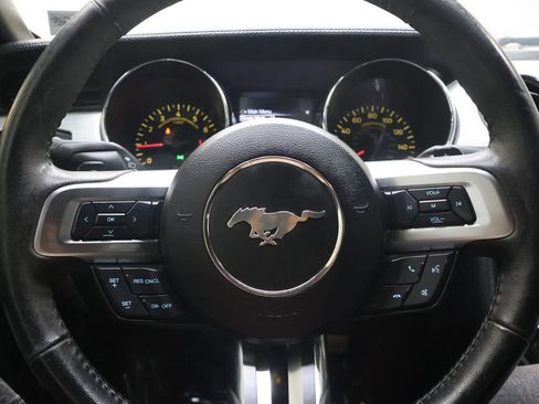 Used 2017 Ford Mustang Premium RWD image 21