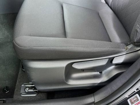 Used 2024 Toyota Corolla LE FWD image 15