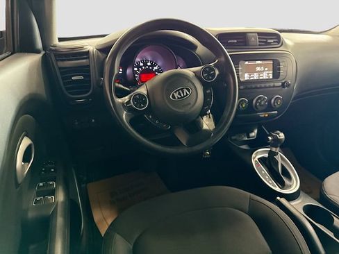 Used 2017 Kia Soul FWD image 20