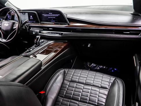 Used 2022 Cadillac Escalade ESV Sport Platinum w/ LPO, ONYX Package image 17