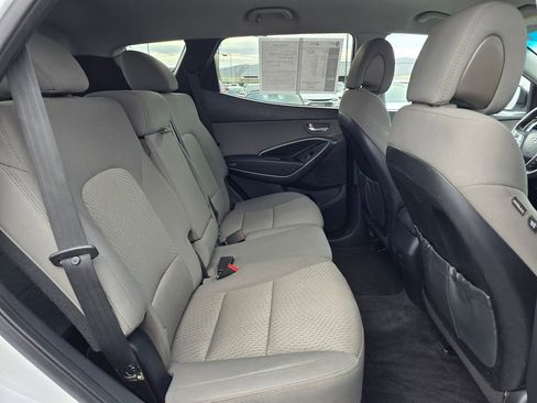 Used 2018 Hyundai Santa Fe Sport image 14