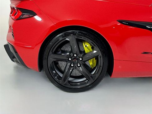 Used 2024 Chevrolet Corvette Z06 w/ Stealth Interior Trim Package RWD image 36