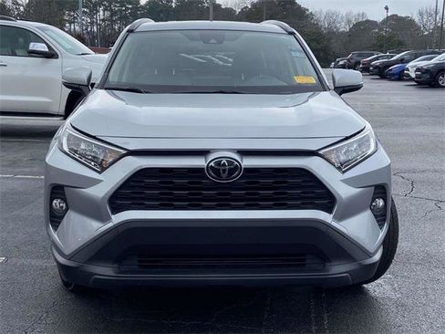 Certified 2019 Toyota RAV4 XLE Premium image 6