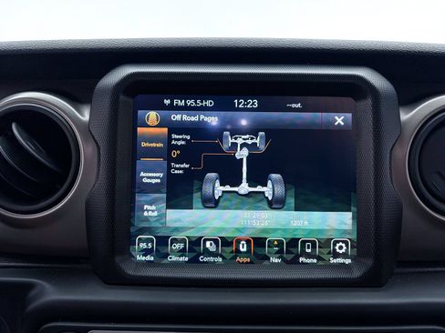 Used 2021 Jeep Gladiator Sport AWD/4WD image 6
