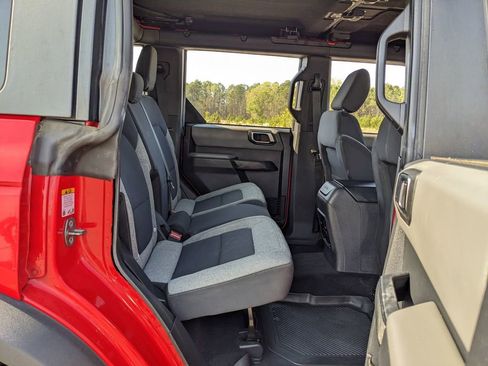 Used 2022 Ford Bronco 4-Door AWD/4WD image 43