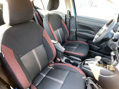 New 2025 Nissan Versa SR image 25