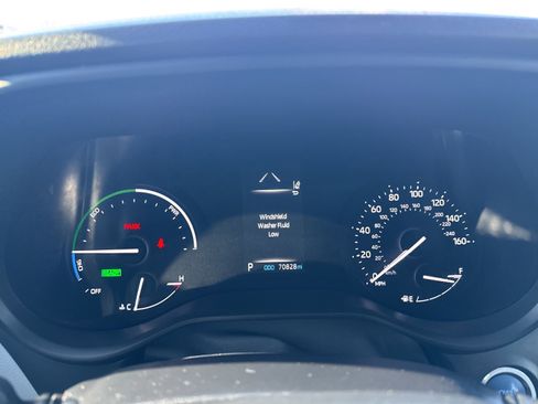 Used 2021 Toyota Sienna XLE image 24