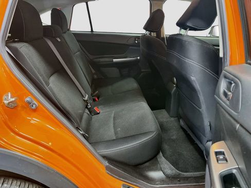 Used 2015 Subaru Crosstrek 2.0i Premium AWD/4WD image 25