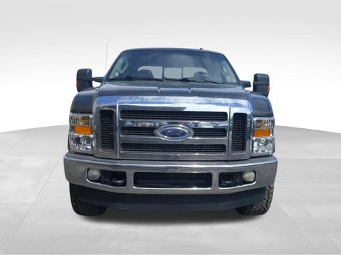 Used 2008 Ford F250 FX4 AWD/4WD image 2