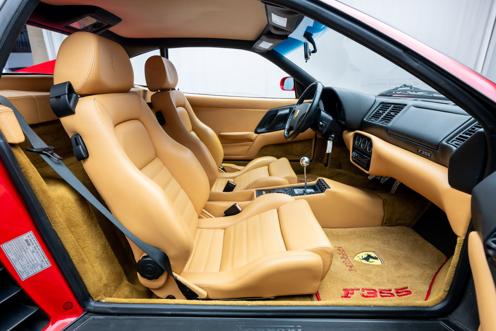 Used 1995 Ferrari F355 Berlinetta RWD image 14