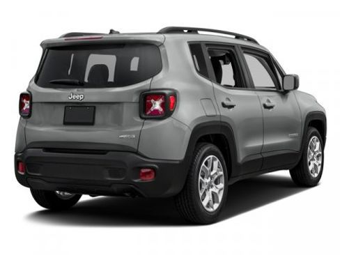 Used 2017 Jeep Renegade Altitude image 2