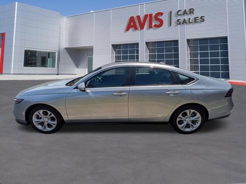 Used 2025 Honda Accord LX image 10