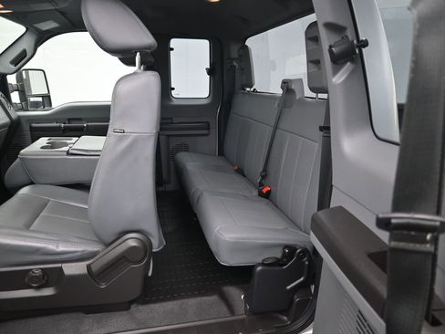 Used 2016 Ford F250 XL w/ Power Equipment Group image 10