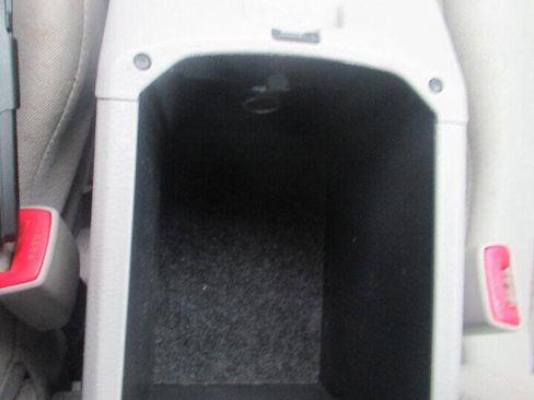 Used 2012 Toyota RAV4 4WD image 36