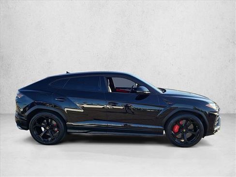 Used 2020 Lamborghini Urus AWD/4WD image 4