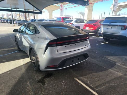 Used 2025 Toyota Prius Limited image 6