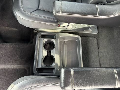 Used 2020 Ford Explorer Limited image 14