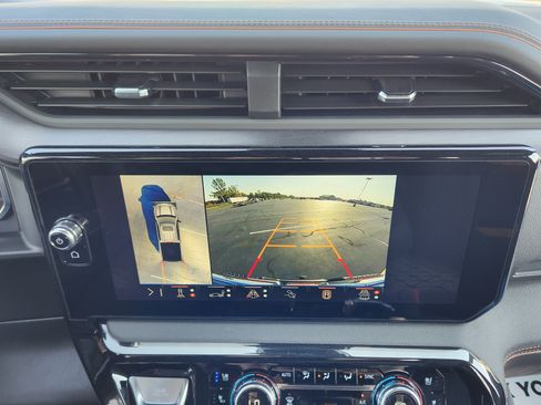 New 2026 GMC Sierra 1500 AT4 w/ AT4 Premium Package image 12