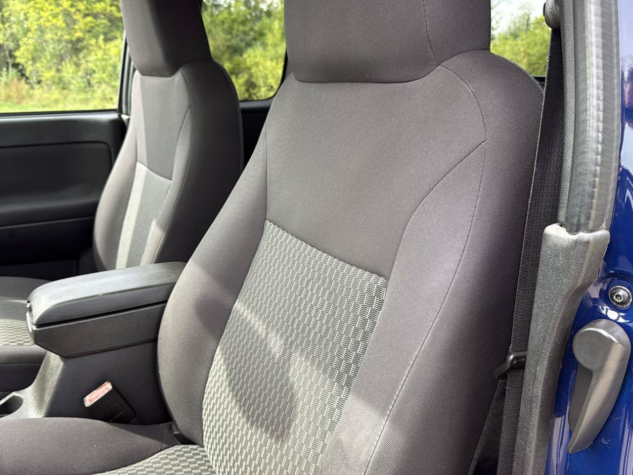 Used 2012 Chevrolet Colorado LT AWD/4WD image 15