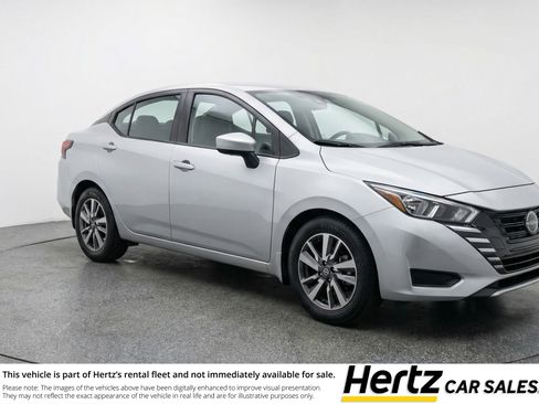 Used 2025 Nissan Versa SV FWD image 1