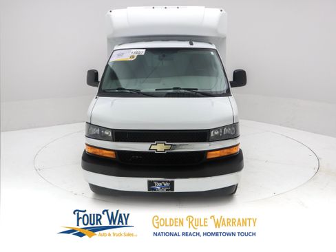 Used 2023 Chevrolet Express 3500 w/ Power Convenience Package RWD image 8
