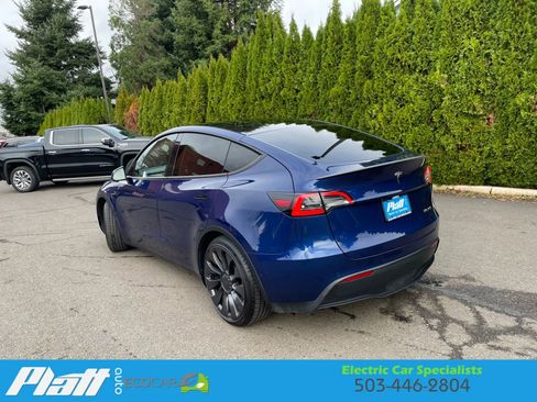 Used 2020 Tesla Model Y Performance image 8