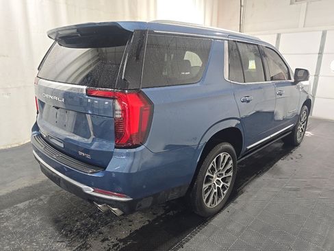 Used 2026 GMC Yukon Denali w/ Sun & Power Step Package AWD/4WD image 2
