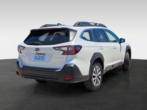 Used 2023 Subaru Outback Premium w/ Popular Package #1 image 4