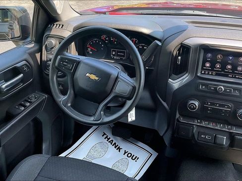 Used 2022 Chevrolet Silverado 1500 Custom AWD/4WD image 17