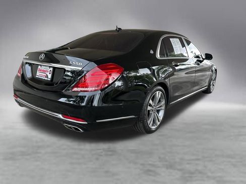 Used 2017 Mercedes-Benz Maybach S 550 4MATIC image 3