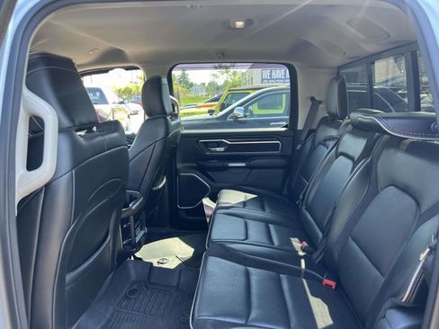 Used 2022 RAM 1500 Laramie AWD/4WD image 10