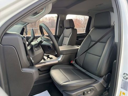 New 2026 Chevrolet Silverado 3500 LTZ w/ LTZ Convenience Package image 27