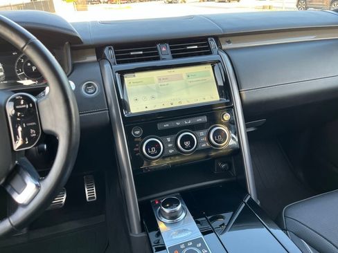 Used 2020 Land Rover Discovery HSE Luxury AWD/4WD image 18