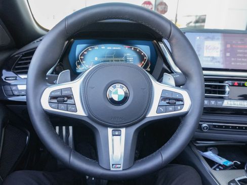 Used 2026 BMW Z4 M40i image 15