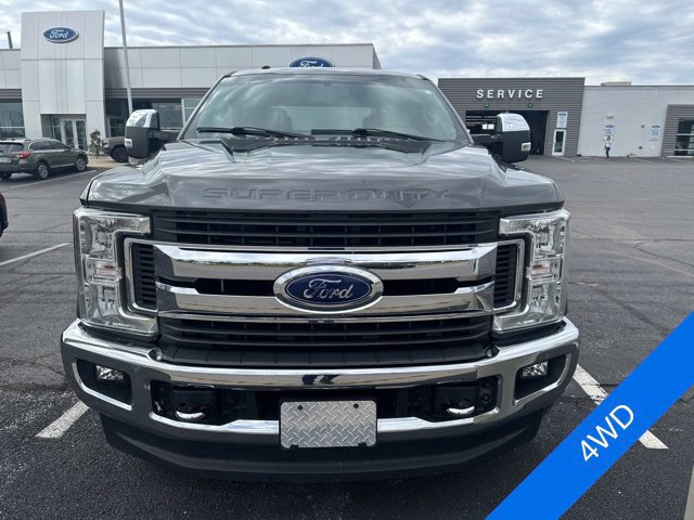 Used 2019 Ford F250 XLT w/ XLT Premium Package AWD/4WD image 2