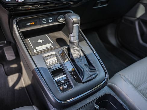 Used 2025 Honda CR-V EX-L image 14