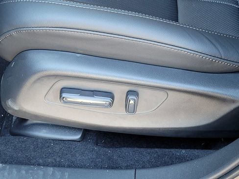 New 2026 Honda HR-V EX-L image 12