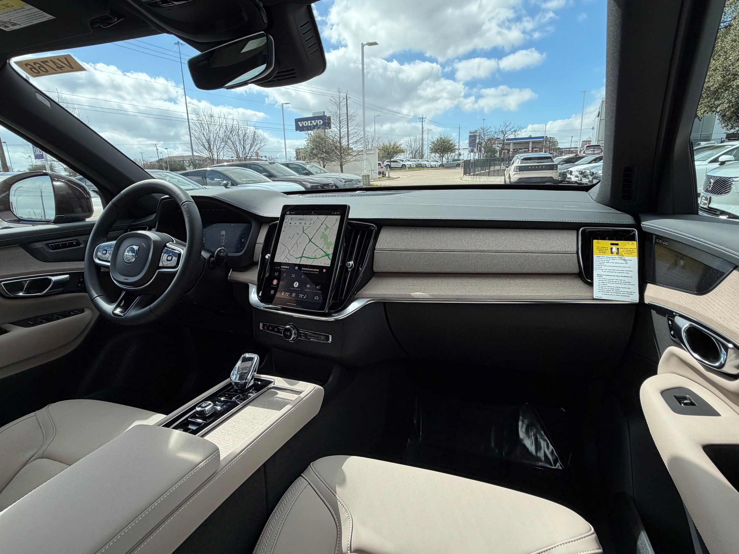 New 2026 Volvo XC90 T8 Plus AWD/4WD image 11