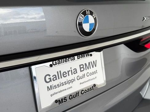 Used 2026 BMW X7 xDrive40i w/ Premium Package image 12