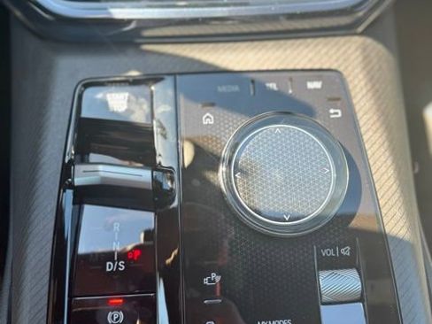 New 2026 BMW X3 xDrive30 w/ Premium Package image 30