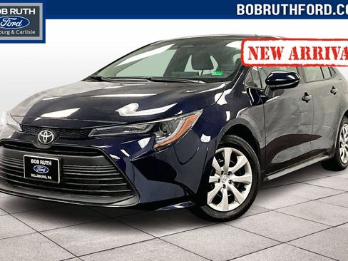 Used 2026 Toyota Corolla LE image 1