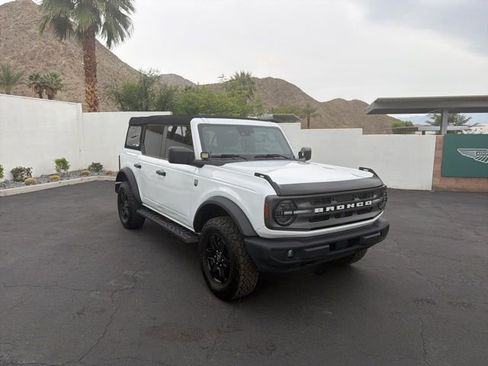 Used 2021 Ford Bronco Big Bend image 3