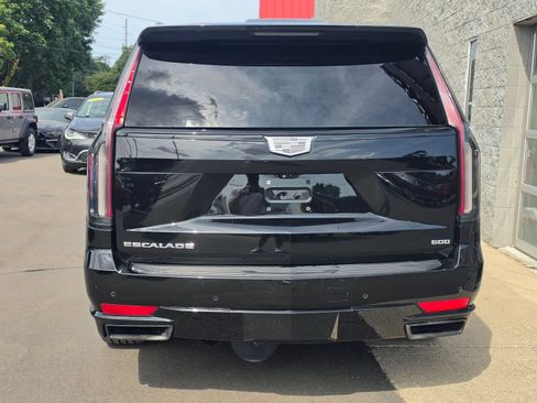 Used 2021 Cadillac Escalade Sport w/ Driver Assist Tech Package AWD/4WD image 5