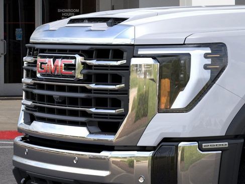 New 2026 GMC Sierra 2500 SLT w/ SLT Premium Package image 14