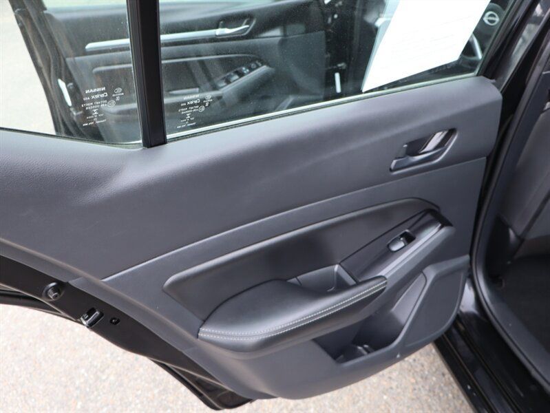 Used 2023 Nissan Altima 2.5 SV FWD image 15